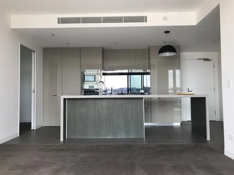 3 Bedroom Apartment with  ONE WEEK RENT FREE