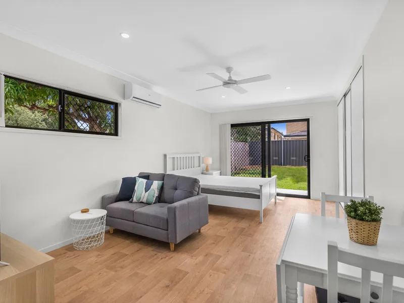 NEAR NEW STUDIO WITH PRIVATE FENCED YARD