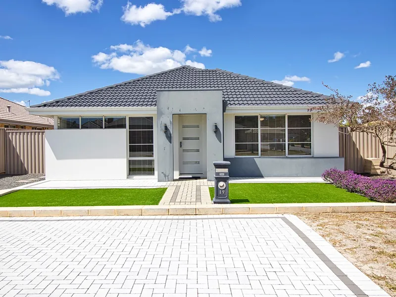 Modern, Neat & Tidy Home – Perfect for Downsizing or FIFO