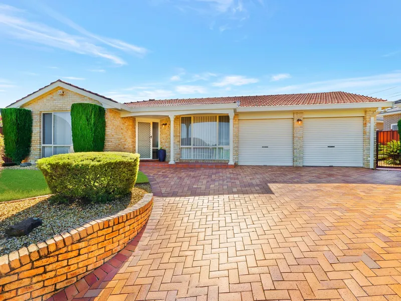 Beautifully presented family home in tightly-held pocket!