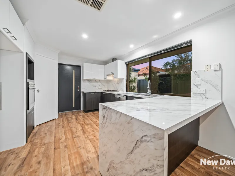 5x3x2 LARGE Family home-