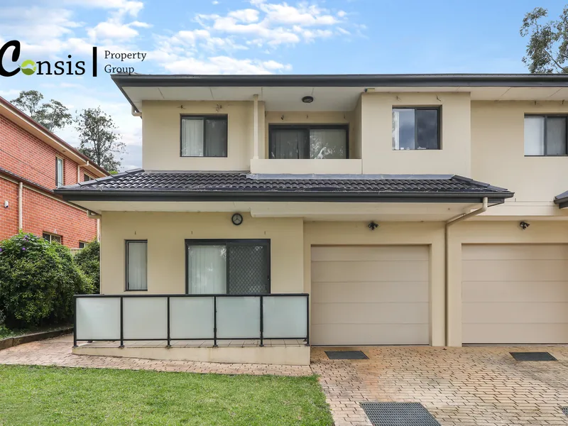 Oversized 324sqm Internal Full Brick Family Heaven Walking Distance To Station