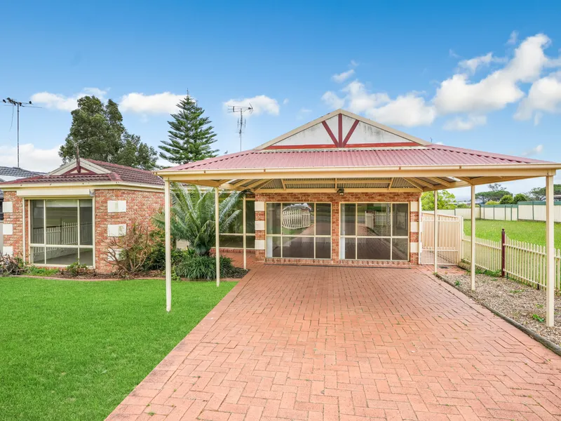 Huge Family Home In Semi Rural Location