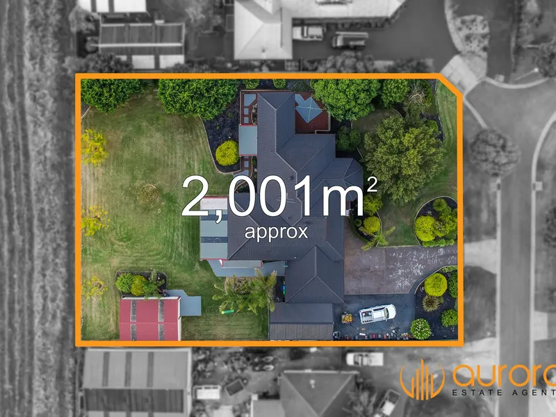 Deluxe Updated Home On Half Acre Block