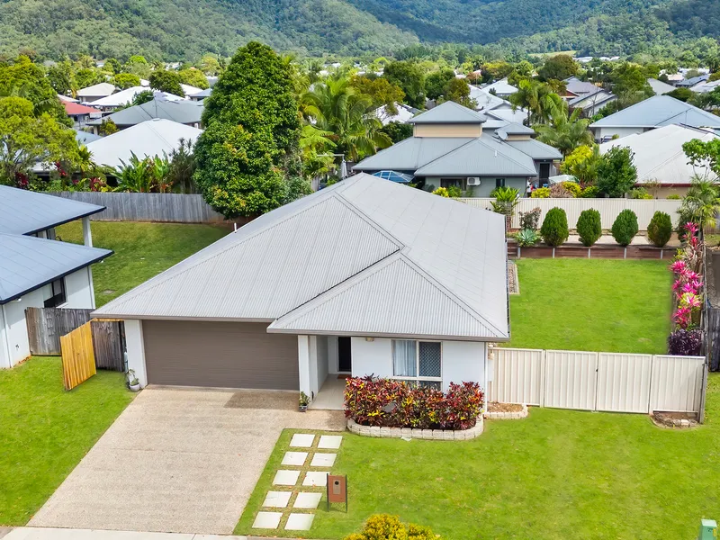 Amazing Family Home with Side Access!