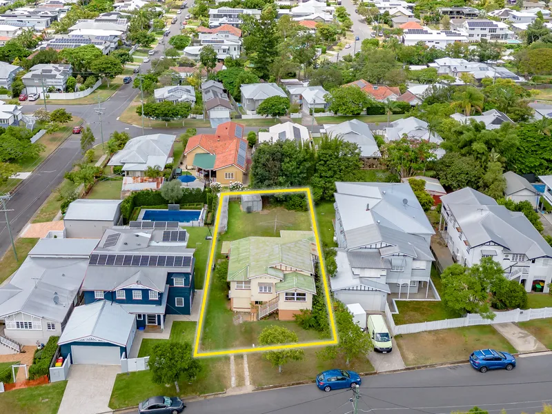 Highly Sought After 607m2 North East Facing Aspect.