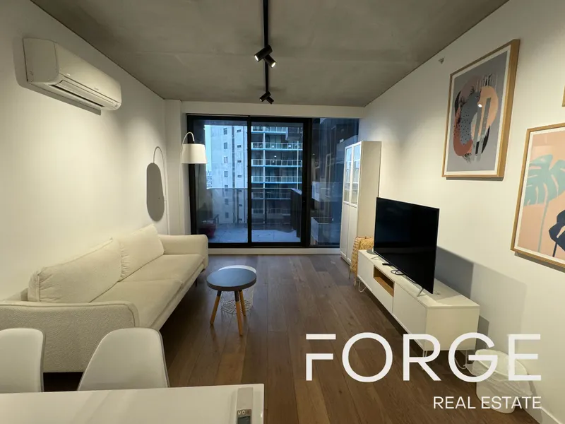 Stylish 2 Bedrooms, 1 Bathroom and 1 Carpark Apartment In Great Location