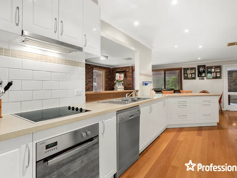 SUPERIOR FAMILY RESIDENCE IN PRIZED POCKET