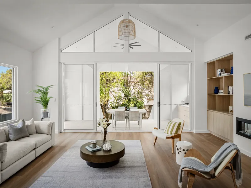 Elegant Entertainer in the heart of Baulkham Hills!