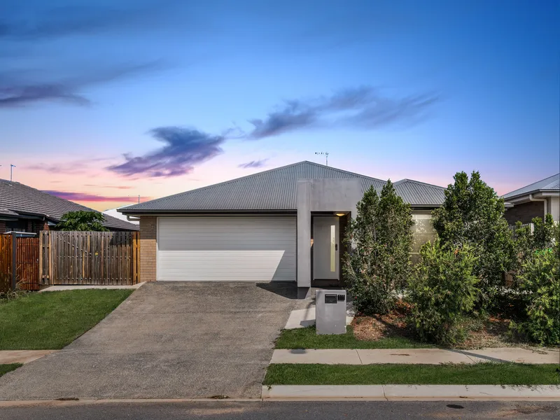 Perfect For those Wanting The Providence Estate lifestyle.