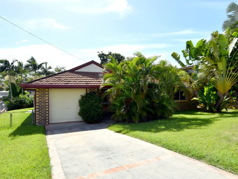 Exceptional Lowset Brick Family Home in Telina!