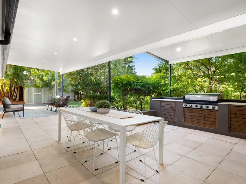 Private lowset home on 671m2 block