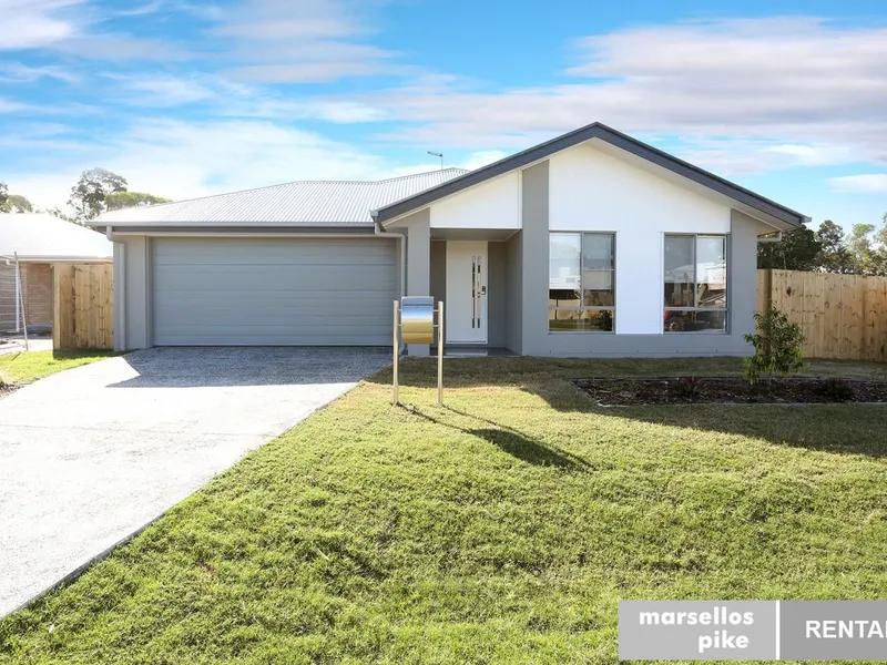 Modern family home walking distance to the waterways