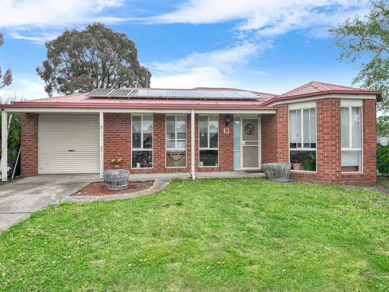 LOW MAINTENANCE BRICK HOME IN QUIET LOCATION