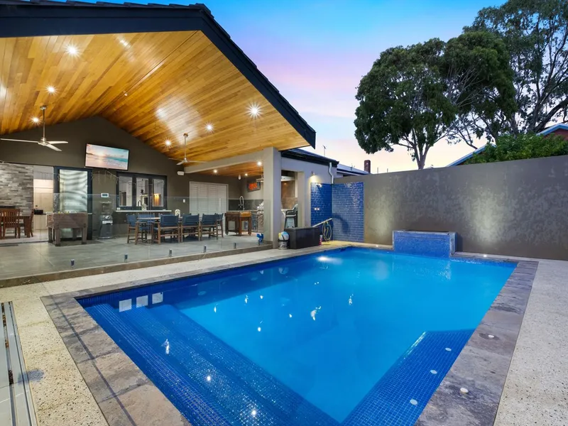 Another Under Offer by Team Trolio with Multiple Offers!!