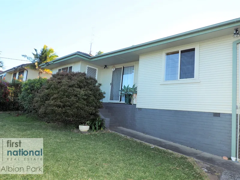 Family Home in Quiet Street