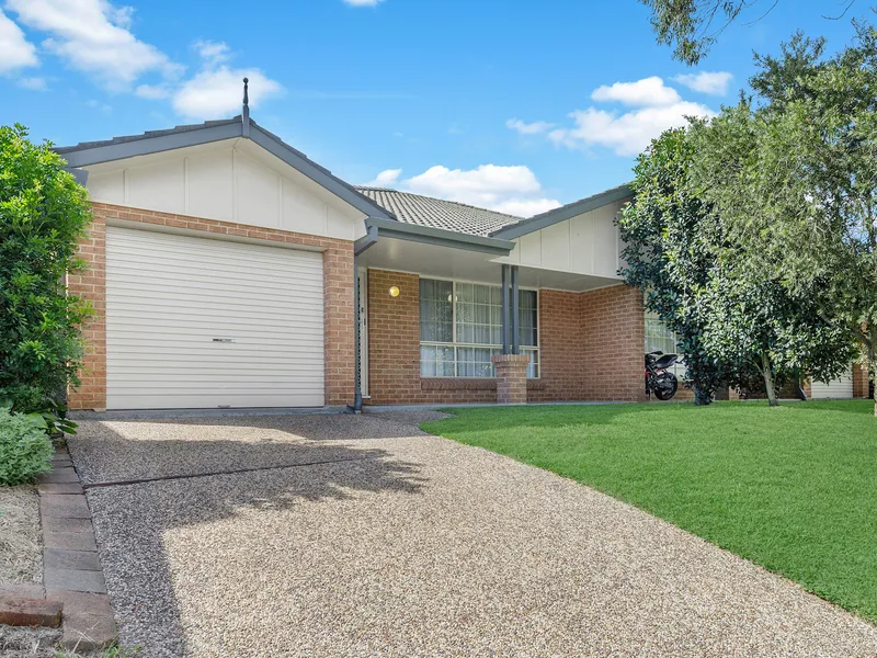 Immaculate Duplex Living 