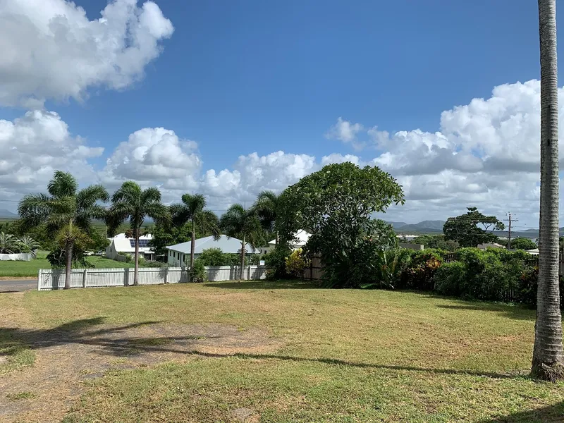 Endeavour River views. Centre of town  