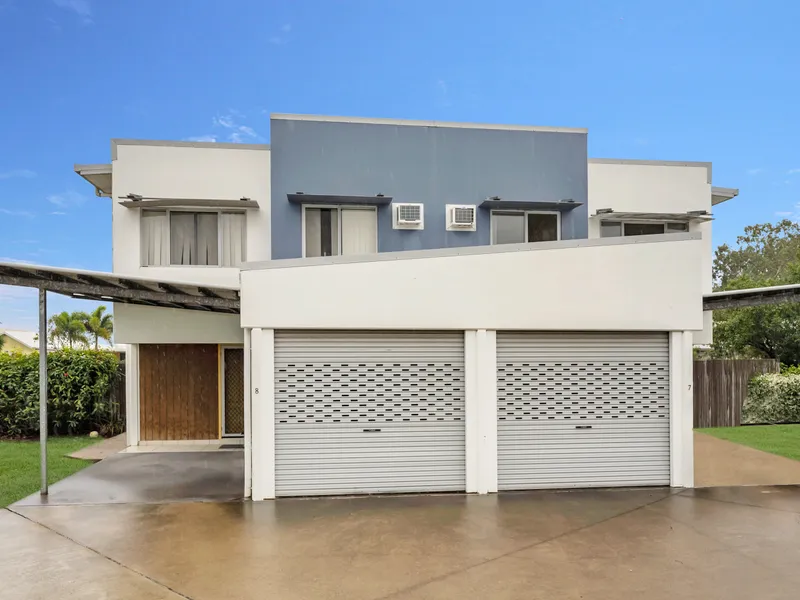 Modern, No Rear Neighbours, Quiet Environment + So Much More !