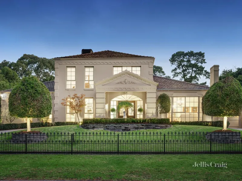 Exquisite high side beauty bordering parkland