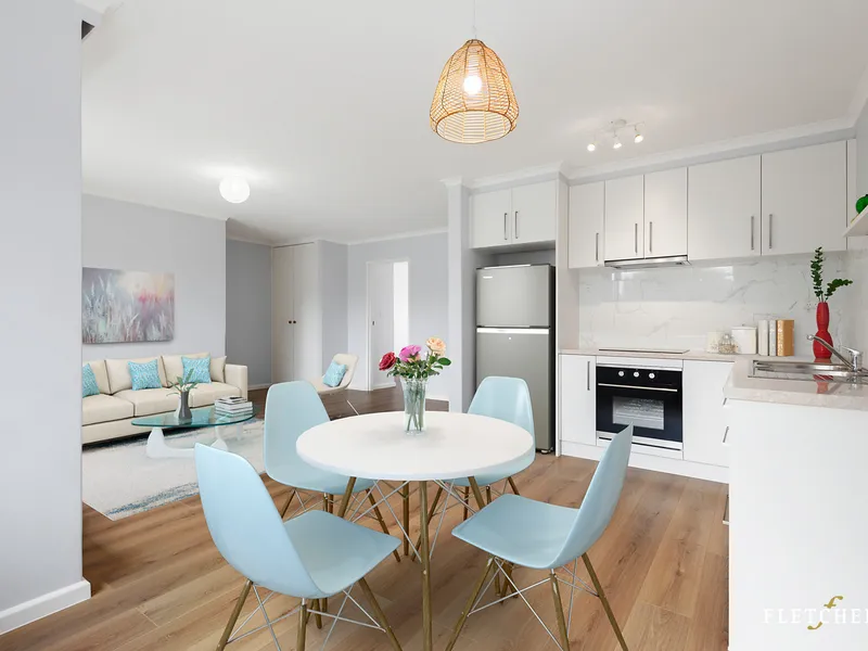 REFURBISHED APARTMENT CLOSE TO EVERYTHING