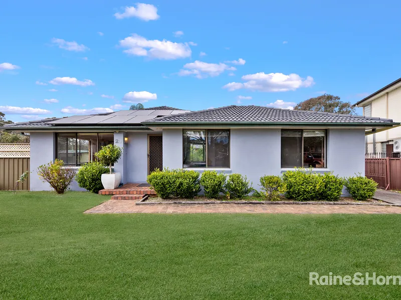 Big Land 723sqm Family home with GRANNY Potential STCA