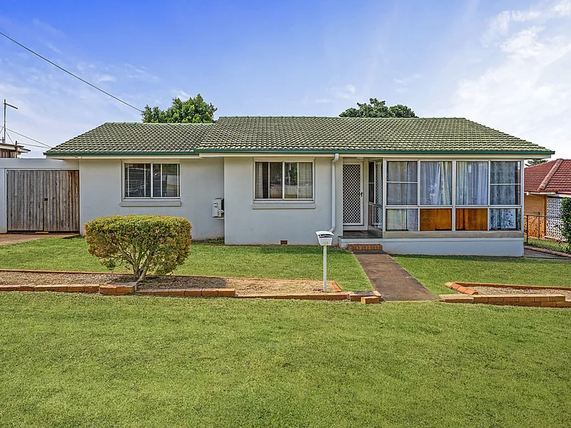 Centenary Heights Cracker!