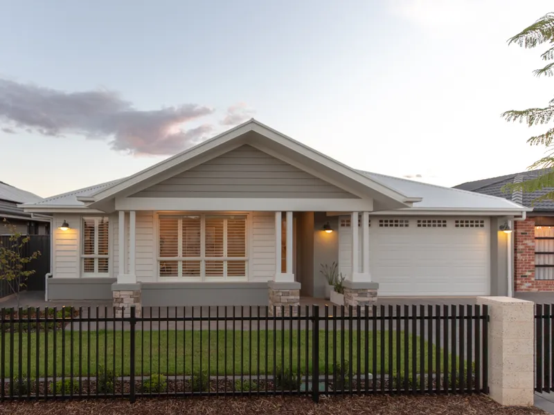 TOP SHELF DISPLAY HOME - WITH HUGE 7% RENTAL RETURN!