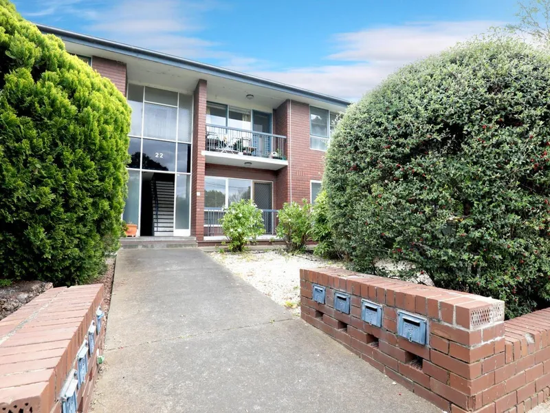 SPACIOUS APARTMENT | HODGES CAULFIELD