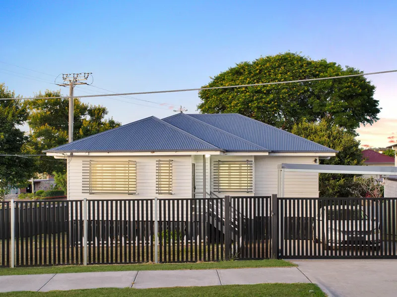 Affordable luxury that's exceptionally convenient in a perfect locale!!!