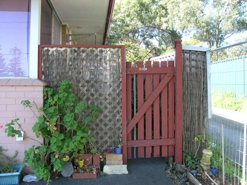 Furnished and Easy care