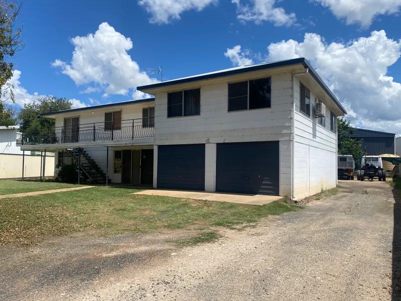 Family Home with Endless Opportunities!