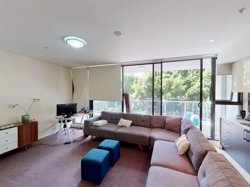 Large 1 bedroom with 67sqm on title in Emerald Park hits the market