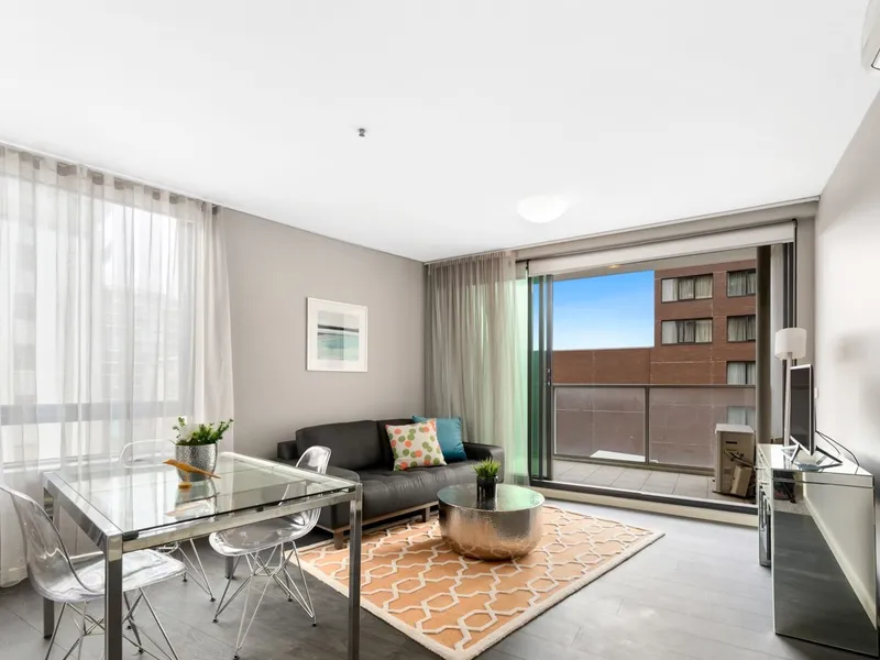 Immaculately Presented, Fully Equipped Executive Suite