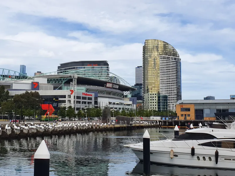 Harbour-Side Living with City Convenience