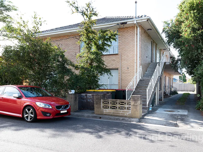 1/6 Smith Street Moonee Ponds