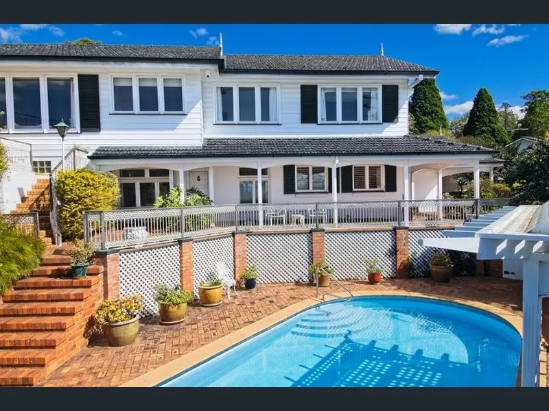 51 Curtis Street, East Toowoomba.