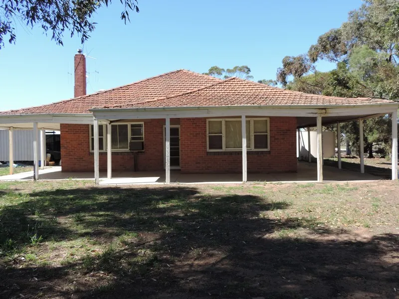 ADJACENT TO GUNBOWER CREEK
