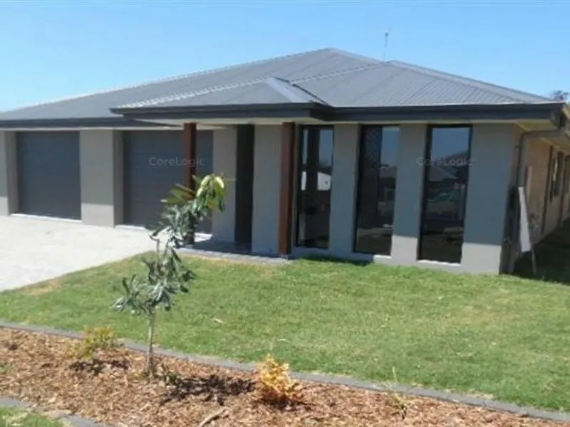 EASY TO MANAGE TWO BEDROOM DUPLEX!