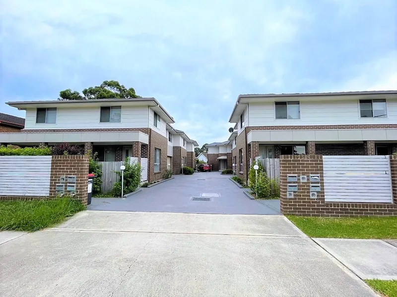 Ideal Convenient Location