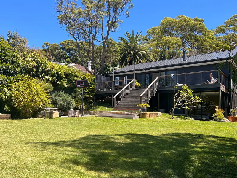 Urban Style Home In Heart Of Avalon