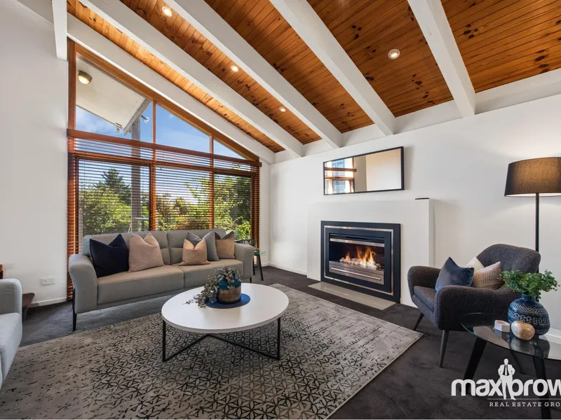 FAMILY PERFECTION IN A PRIZED LOCATION