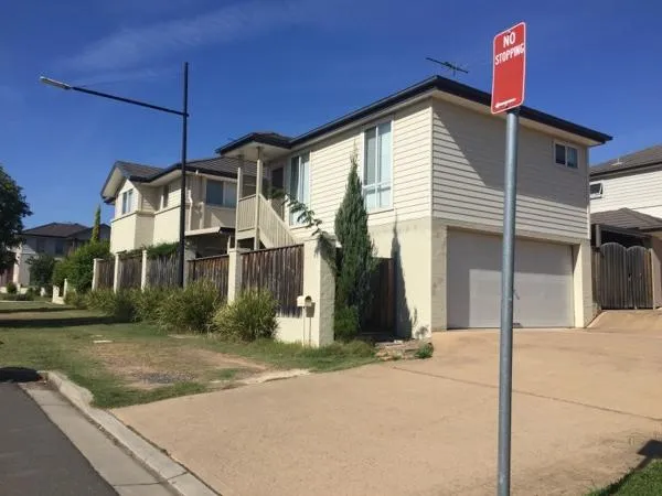 Studio Apartment Located in Macarthur Gardens