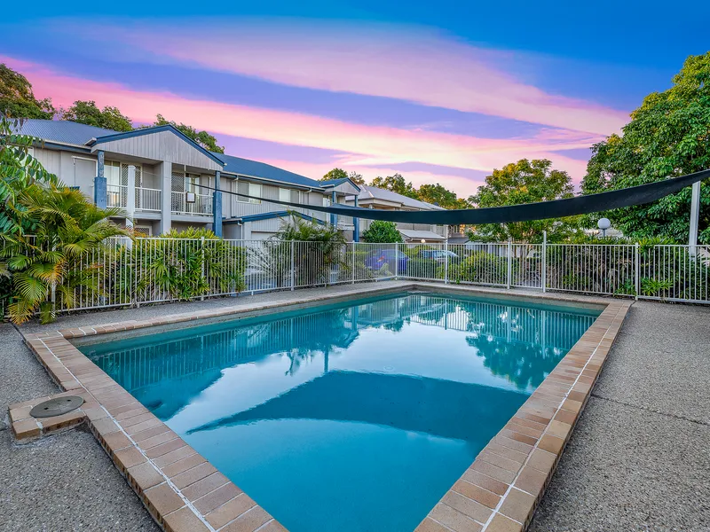 QUIET TOWNHOUSE CALAMVALE - CLOSE TO AMENITIES