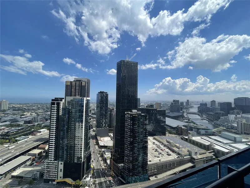 1 Bedroom Unit at Level 41 with Amazing View!!!