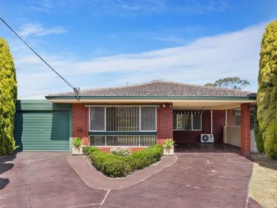 Minutes away from Rossmoyne Senior High School