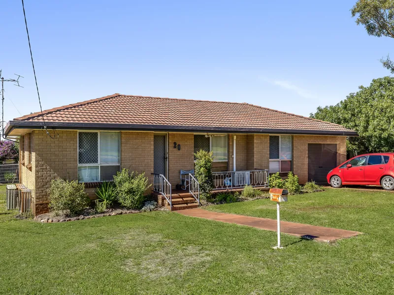 3-Bedroom Home with Wonderful Proximity to the University