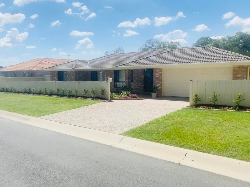 UNDER CONTRACT WITH JESS NGUYEN TEAM