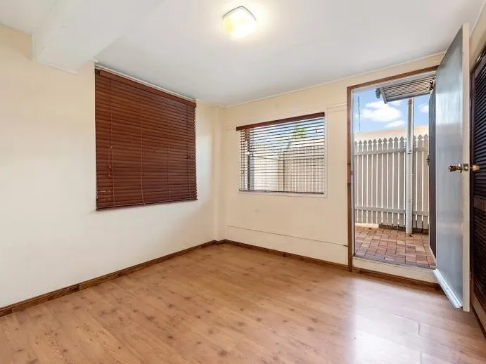 Spacious Unit 