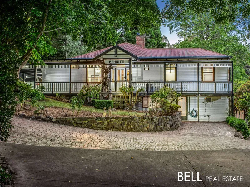 “Penrith” - Quintessential Old-World Charm and Grandeur Circa 1920 on 6.5 Majestic Acres and Two Titles (Enter via Giddens Lane)